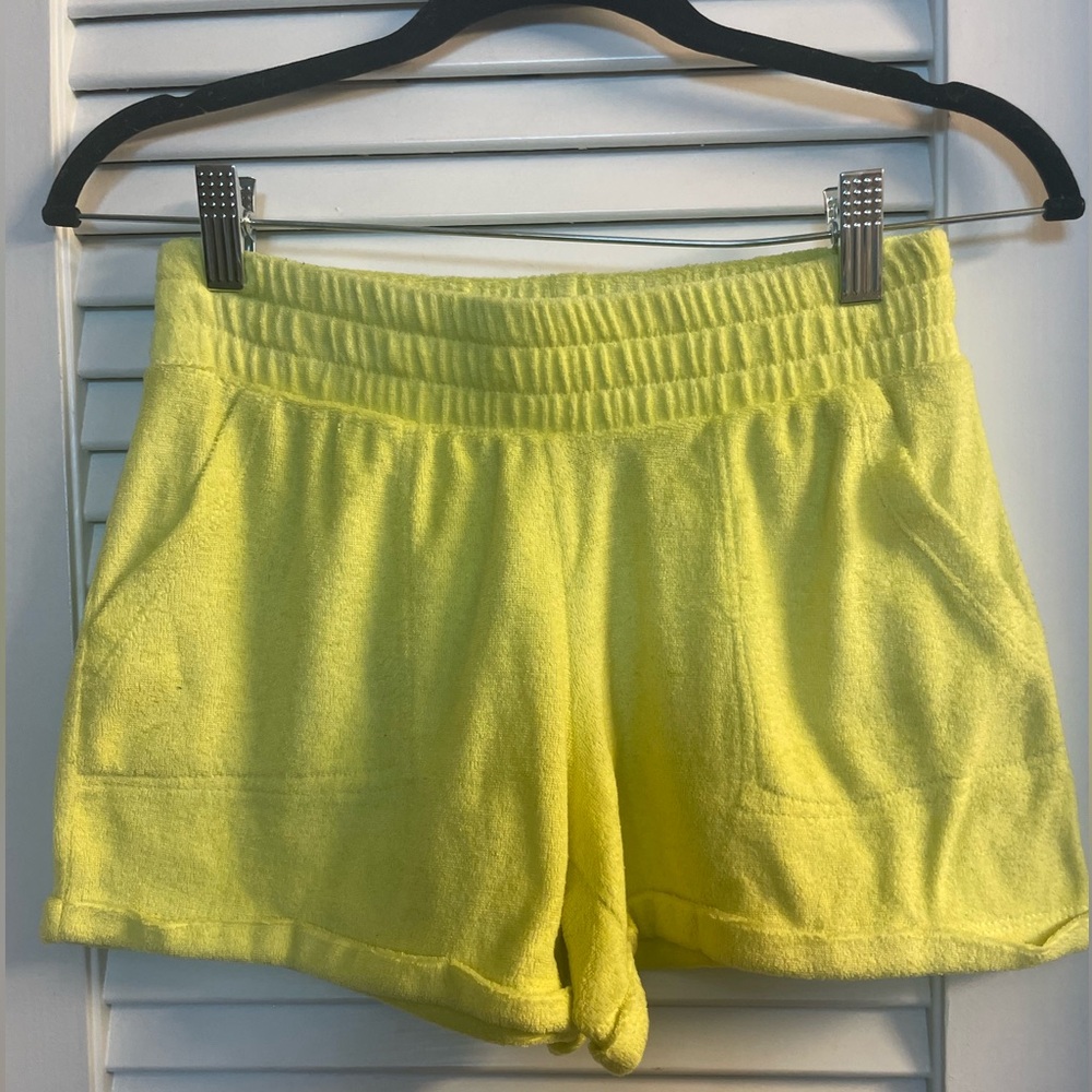 Love 90s/Y2K Terrycloth Womens Booty board shorts Size M Runs Small w/pockets